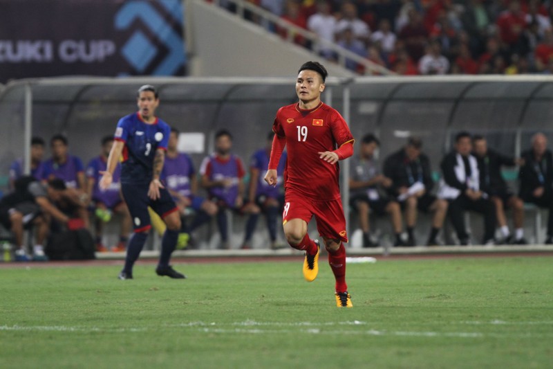 Quang Hai, Cong Phuong lap cong, Viet Nam hien ngang tien vao chung ket AFF Cup-Hinh-6