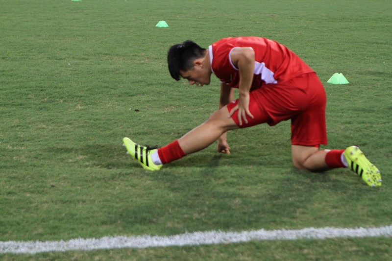 Quang Hai, Cong Phuong lap cong, Viet Nam hien ngang tien vao chung ket AFF Cup-Hinh-9
