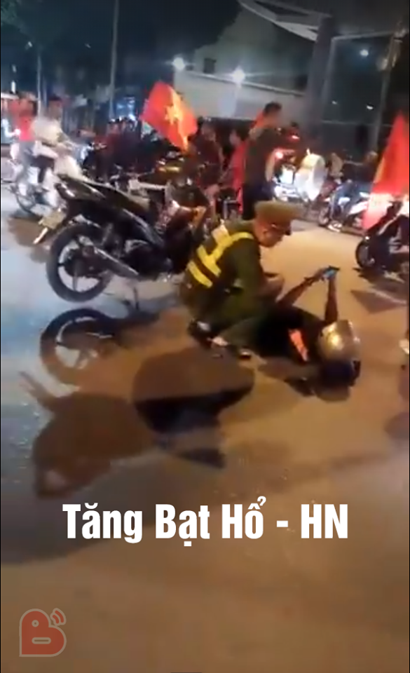 Dan mang chia se tai nan vi “di bao” doi tuyen Viet Nam qua da-Hinh-3