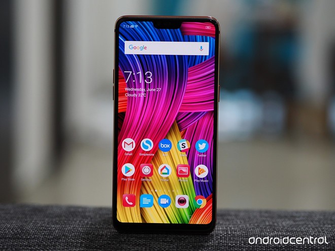 Oppo R15 Pro ra mat - chip Snapdragon 660, gia 370 USD