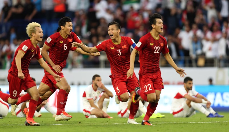 Thang Nhat o tu ket Asian Cup 2019, DT  Viet Nam se “ngap” trong thuong khung?