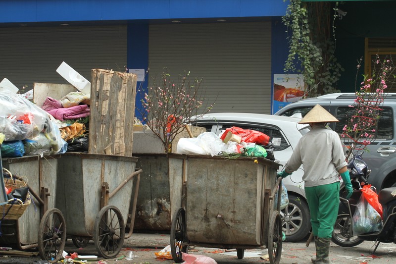 Moi can Tet Nguyen dan 2019, nhieu canh dao da ra xe rac-Hinh-2