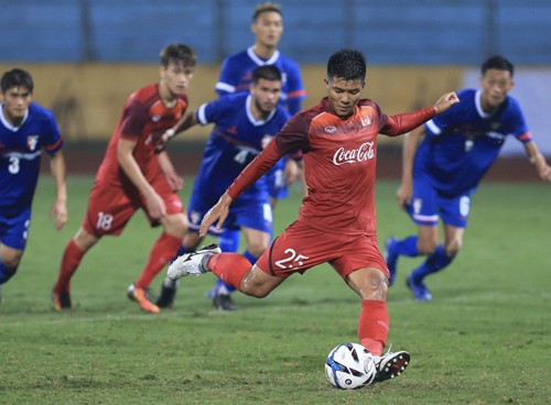 Nhan dinh U23 Viet Nam - U23 Brunei: Cho doi con mua ban thang