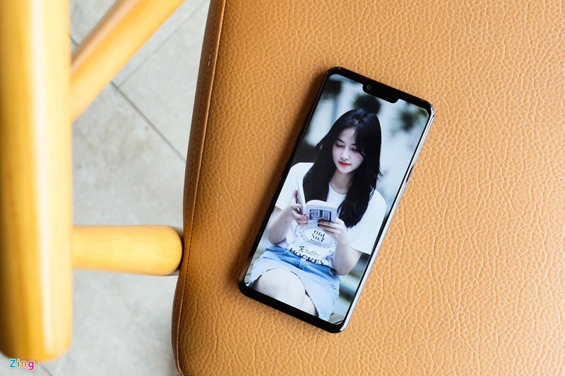 LG G8 ThinQ ve VN - mo khoa bang long ban tay, gia 17 trieu-Hinh-10