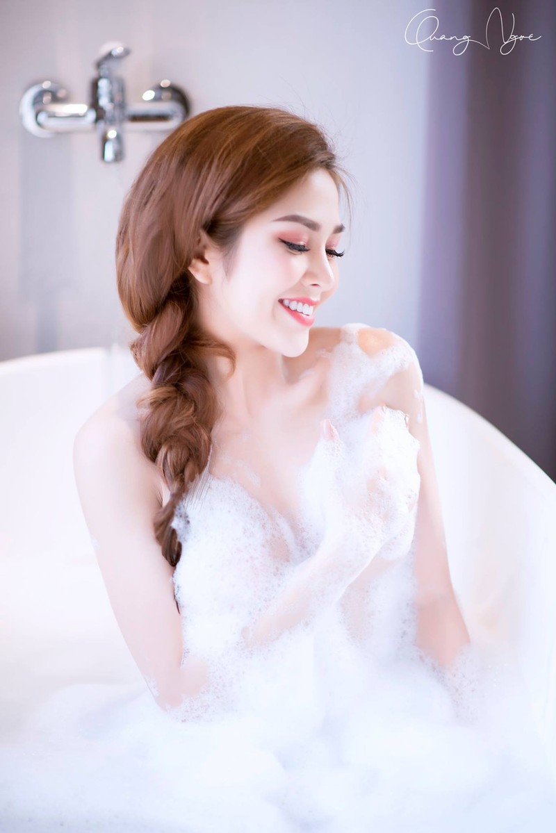 Quen Trang Phi di, nhom Mi Go con co hot girl vo cung nong bong-Hinh-6