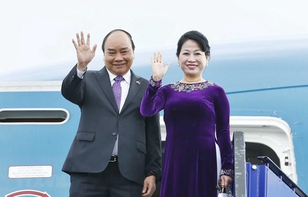 Thu tuong Nguyen Xuan Phuc len duong tham du Hoi nghi Cap cao ASEAN