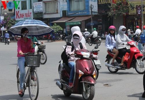 Thoi tiet hom nay: Nang nong dac biet gay gat, 38-40 do C