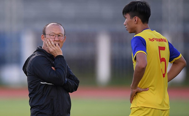 Doan Van Hau sang Ha Lan, HLV Park lo cho SEA Games