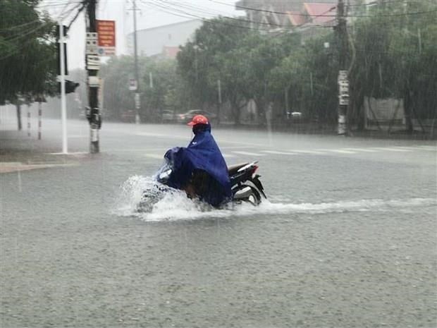 Du bao thoi tiet hom nay: Mua lon, kha nang xay ra loc, set va gio giat manh