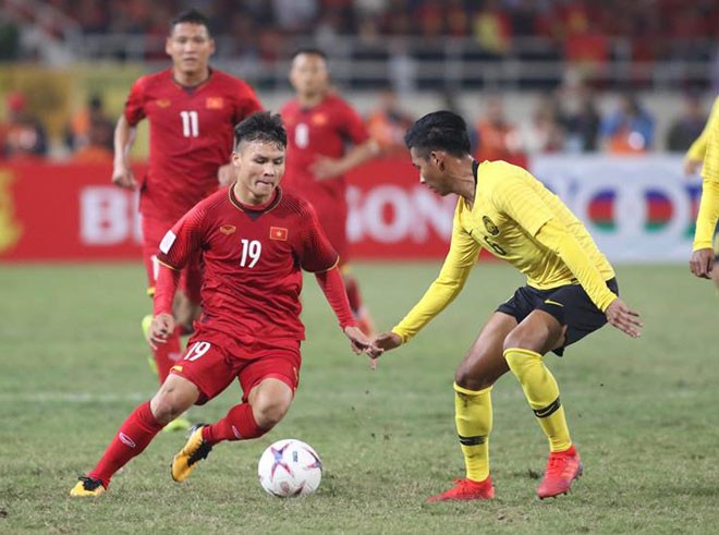Song Hai phoi hop lap sieu pham, Viet Nam thang Malaysia tai vong loai World Cup 2022-Hinh-11