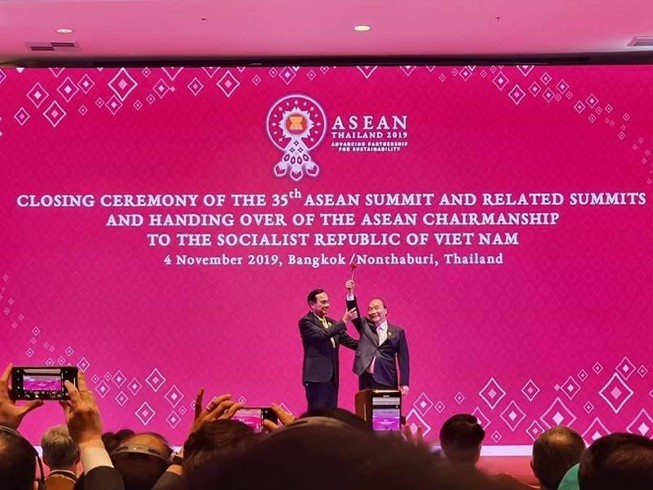 Viet Nam chinh thuc nhan vai tro Chu tich ASEAN 2020