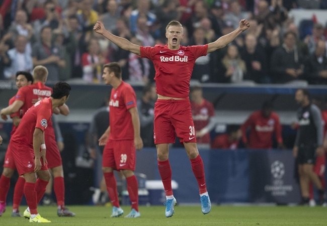 Chuyen nhuong bong da moi nhat: PSG troi chan Mbappe bang dieu khoan khung-Hinh-2