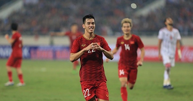 Thang UAE, doi tuyen Viet Nam tao khac biet tren BXH FIFA