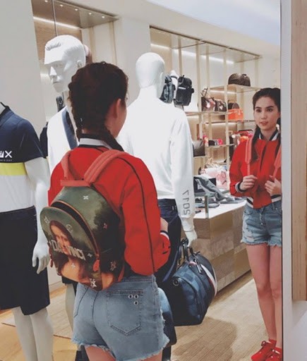 Mung Instagram co 5 trieu follow, Ngoc Trinh shopping 