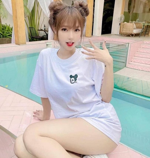 Hot girl chuyen gioi moi noi khien dan tinh bong 