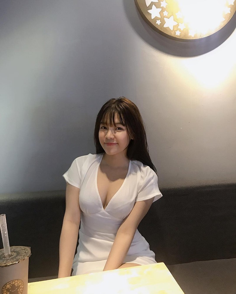 Yen Xuan va hanh trinh gian truan sang Thai Lan tham Dang Van Lam-Hinh-8