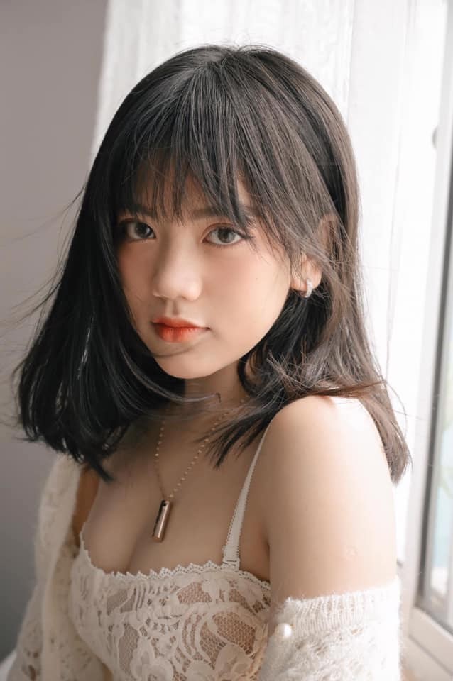 Lo anh thoi da den mat can, hot girl TikTok khien netizen chu y-Hinh-10