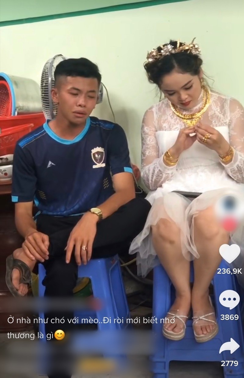 Chi gai di lay chong, bieu cam cua cau em trai gay bat ngo