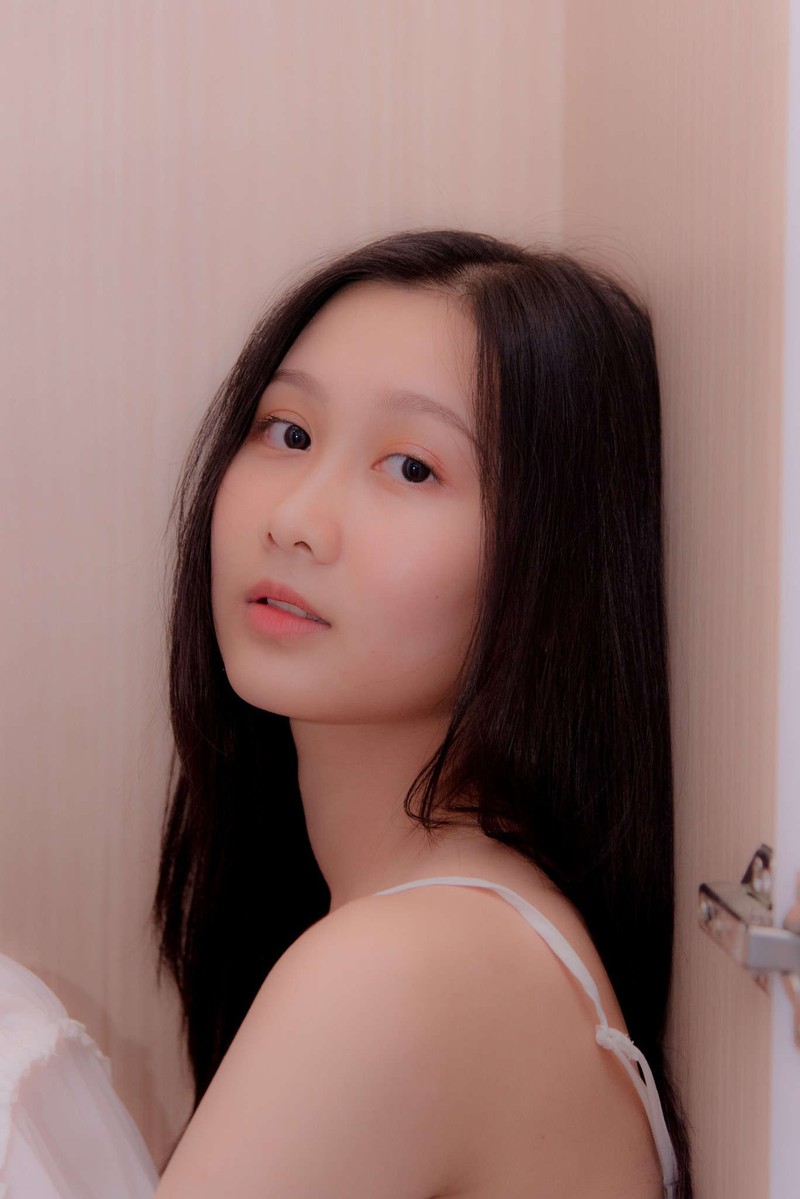 Dien ao dai, A khoi Dai hoc Hue khien netizen ngam hoai khong chan-Hinh-12