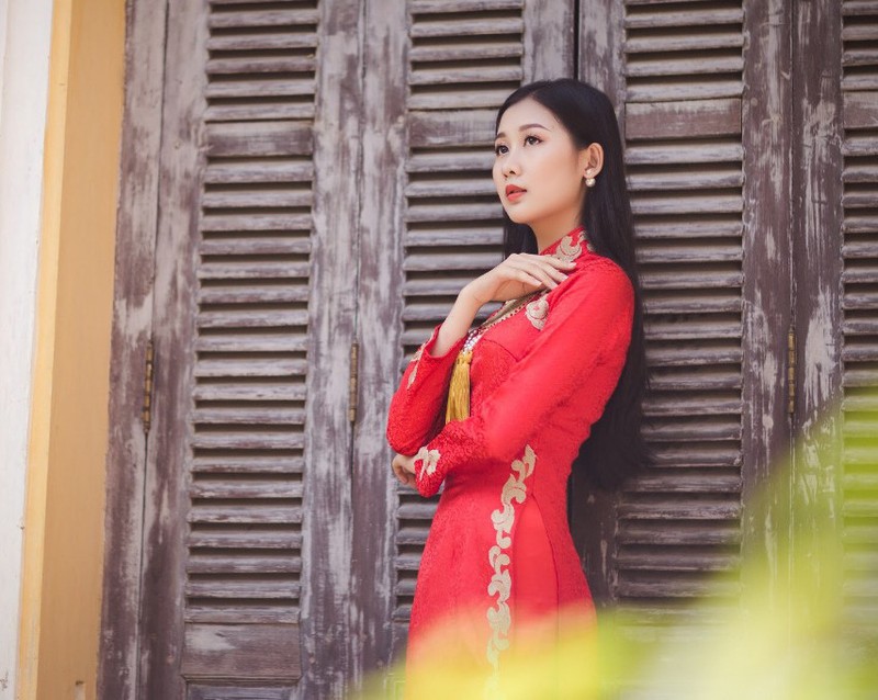 Dien ao dai, A khoi Dai hoc Hue khien netizen ngam hoai khong chan-Hinh-9