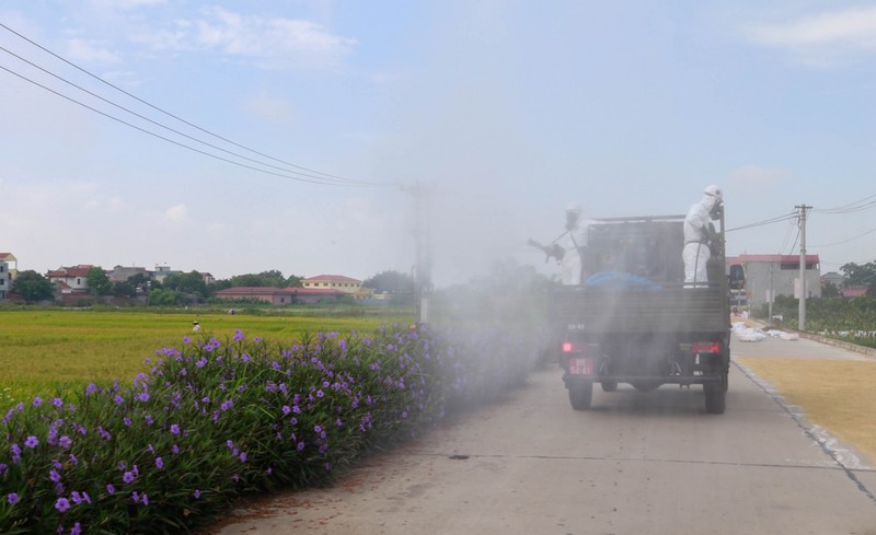 Dan xe dac chung khan cap phun khu khuan tai Bac Ninh-Hinh-11