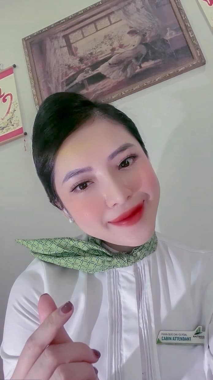 Nu tiep vien hang khong va nhom mai tang 0 dong o TP HCM-Hinh-11