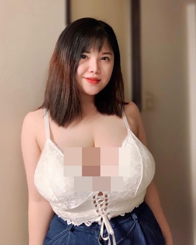 “Hot girl nguc khung” Hai Duong co tinh de lo het vung nhay cam-Hinh-8