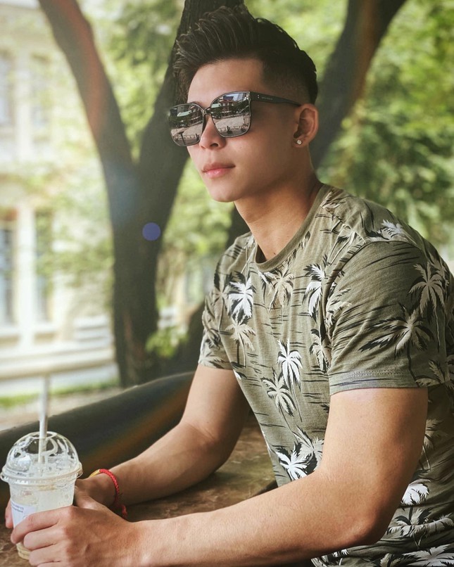 Tan binh doi tuyen Viet Nam toan hot boy 