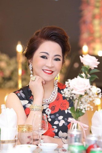 Ty phu Hoang Kieu nhan nuoi con Phi Nhung, ba Phuong Hang noi gi?-Hinh-7