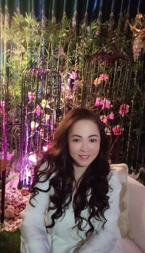 Ba Phuong Hang bong hoa beauty blogger, netizen to mo tham khao-Hinh-3