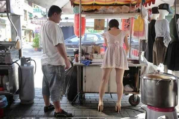 An mac goi cam ban banh mi, gai xinh gay xon xao coi mang-Hinh-5