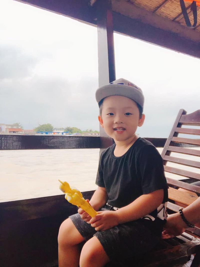 Con trai Ly Kute, 5 tuoi ra dang hot boy cuc pham-Hinh-10