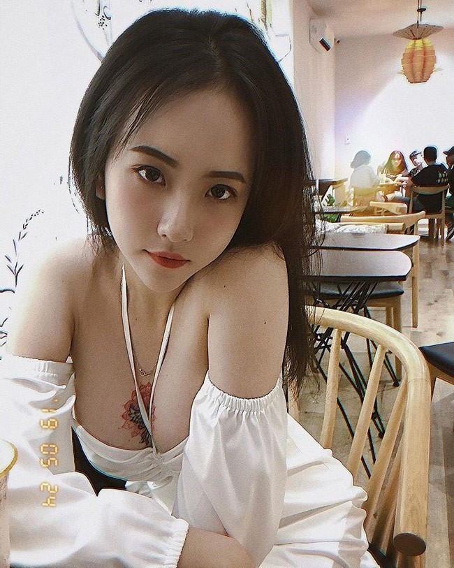 Lo hinh xam chat, gai xinh truong Van Lang lam netizen 