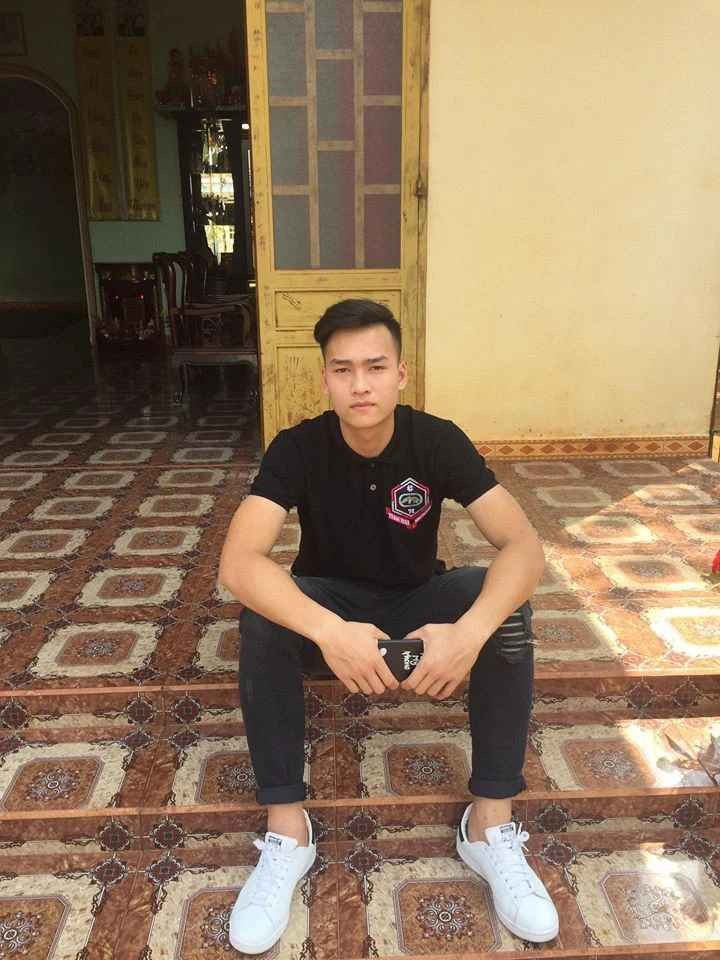 Nhan sac tan doi truong U23 Viet Nam, chuan hot boy san co-Hinh-5