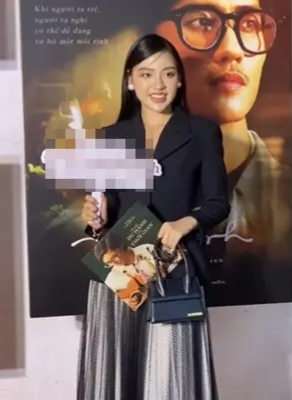 Hot girl trung ran Tran Thanh Tam lo sac voc sau tin don bom moi-Hinh-2