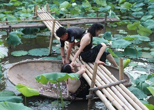 Mai chup anh song ao, co gai roi xuong khe Cau May - Tam Dao-Hinh-9