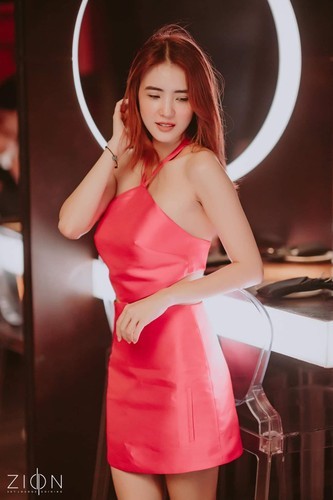 Sinh nhat tuoi 33, em gai Cong Vinh choi lon khoe body cuc chay-Hinh-12