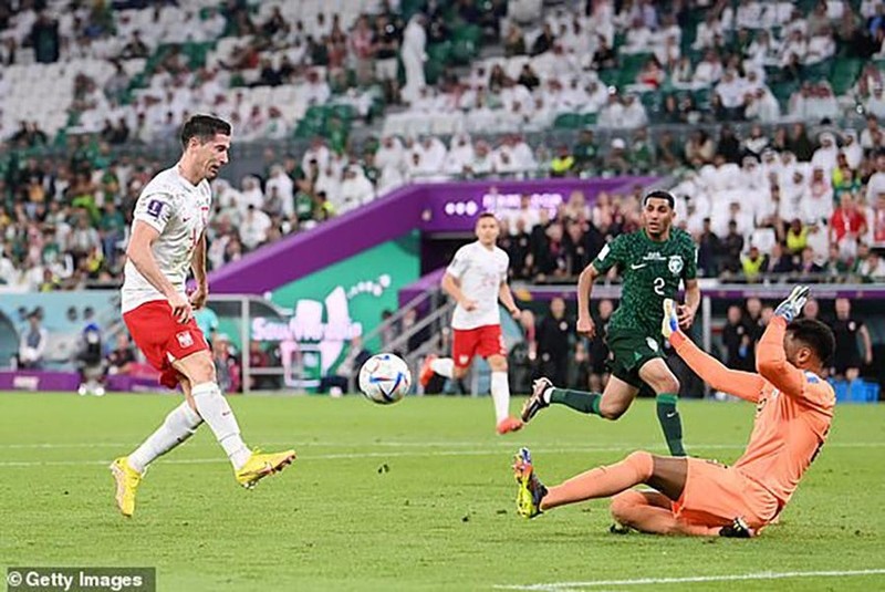 Ba Lan 2-0 Saudi Arabia: 