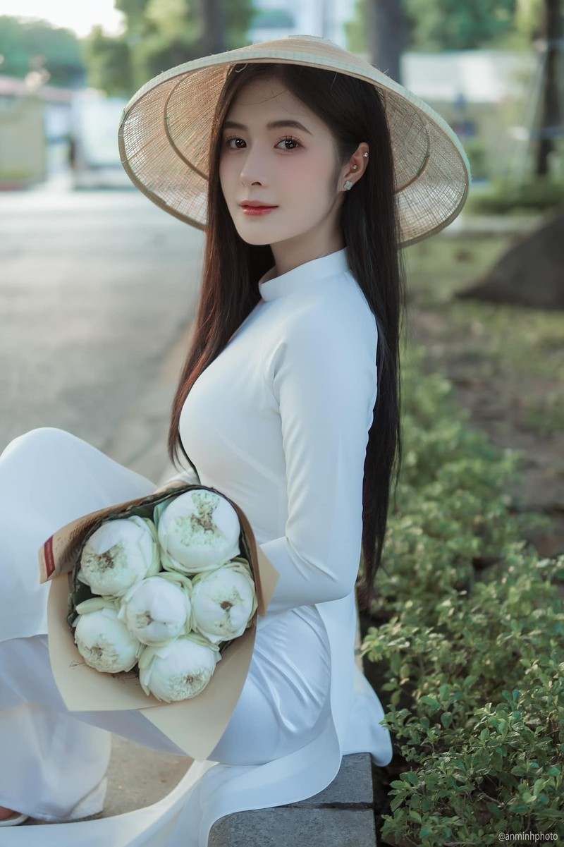 Khoe anh mac ao dai, gai xinh thi phi Quynh Alee nhan loi khen-Hinh-5