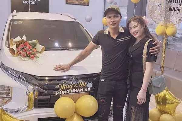 Thuc hu Loc Fuho mua Maybach 17 ti tang sinh nhat vo?-Hinh-5