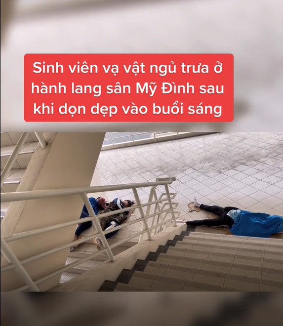 Xuc dong don san My Dinh, sinh vien tranh thu trai ao nghi trua