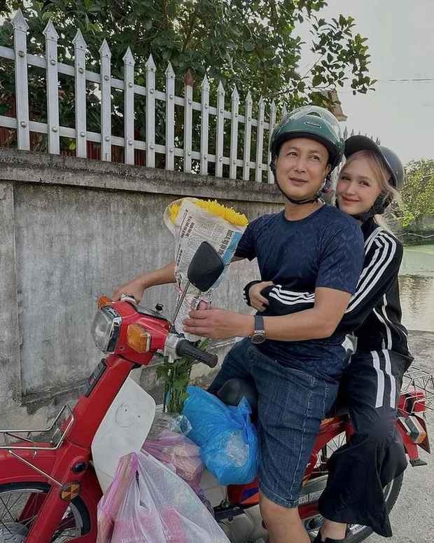 Dien ao dai di cho Tet, Xoai Non bung no visual cuoi nam-Hinh-11