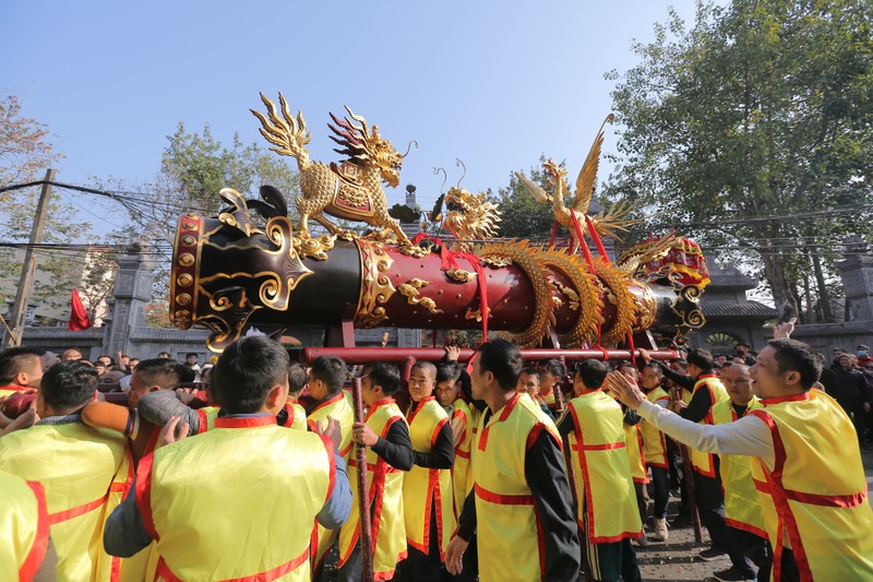 View - 	Bắc Ninh Nô nức lễ hội rước pháo làng Đồng Kỵ