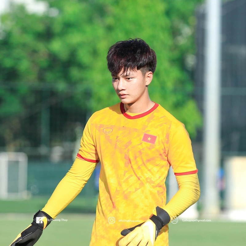 Thu mon U20 Viet Nam lam hoi em 