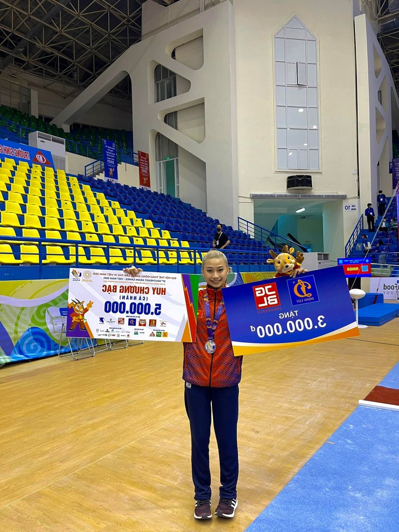 Nu VDV TDDC Viet Nam no luc doi mau huy chuong SEA Games-Hinh-5