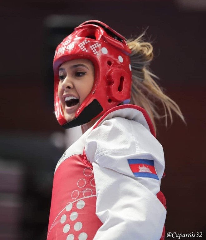 Hot girl taekwondo Campuchia gay sot SEA Games 32 la ai?-Hinh-2