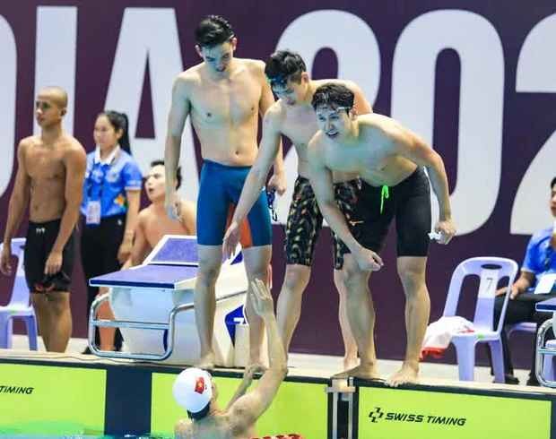 SEA Games 32: Ngam body dep nhu tac cua DT boi loi Viet Nam-Hinh-5