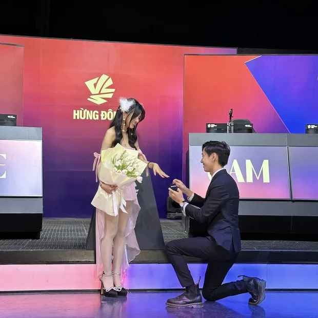 Nu MC quyen ru nhat lang game vua duoc cau hon la ai?