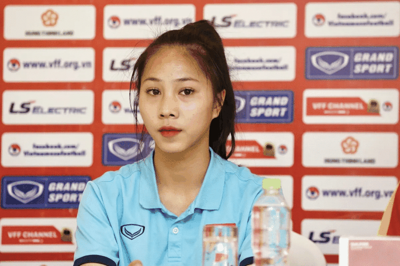Nhan sac hot girl ghi ban dua U20 nu Viet Nam vao VCK U20 chau-Hinh-3