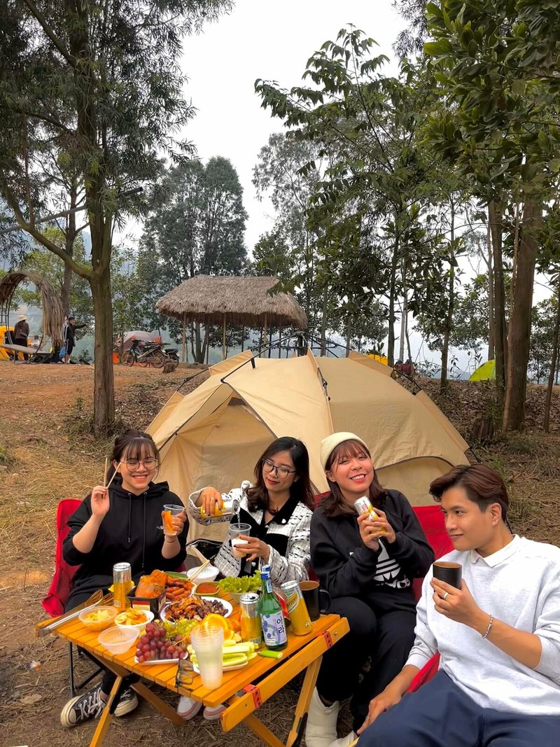 Ho Dong Do, diem camping gan Ha Noi co gi dac biet?-Hinh-8